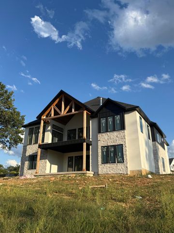 871 E Galway Court, Nixa, MO 65714