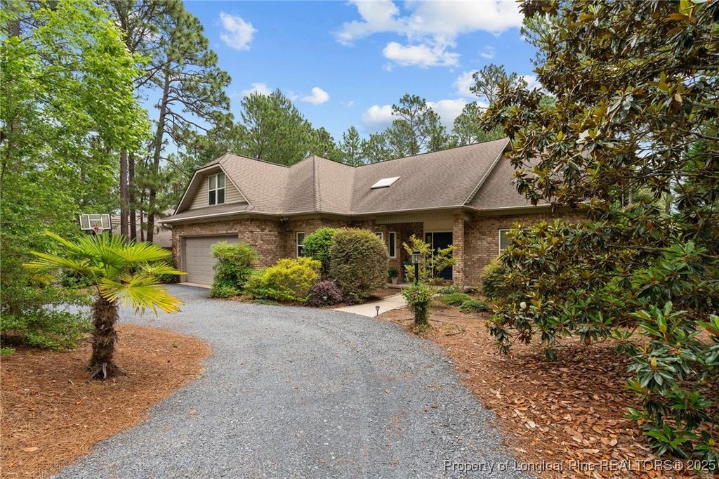 105 Salem Drive, Pinehurst, NC 28374