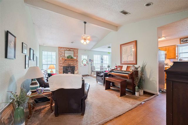 1805 Willow Bend Road, Wharton, TX 77488