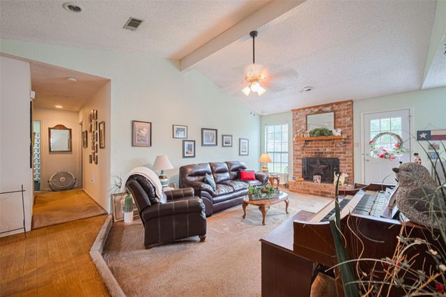 1805 Willow Bend Road, Wharton, TX 77488