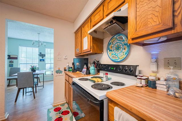 1805 Willow Bend Road, Wharton, TX 77488