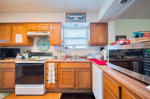 1805 Willow Bend Road, Wharton, TX 77488