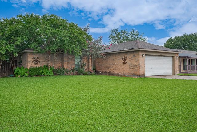 1805 Willow Bend Road, Wharton, TX 77488