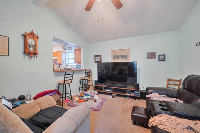 1805 Willow Bend Road, Wharton, TX 77488