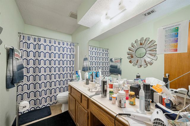 1805 Willow Bend Road, Wharton, TX 77488