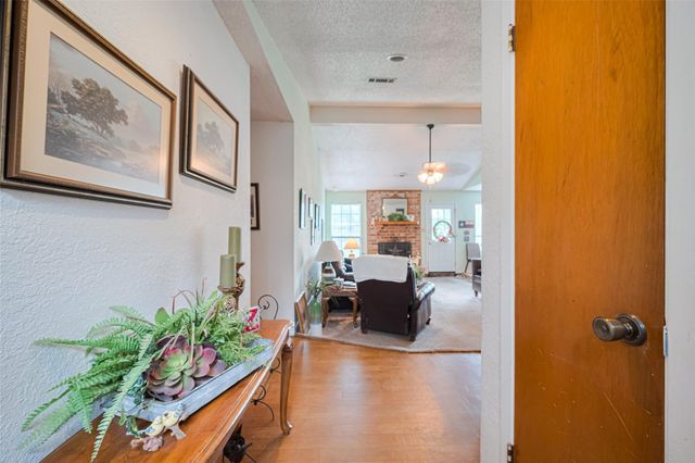 1805 Willow Bend Road, Wharton, TX 77488