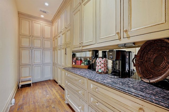 3112 Harris Street, Gainesville, TX 76240