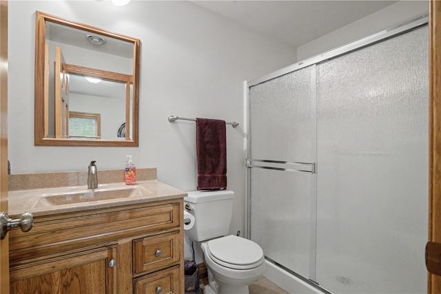 3241 Cedar River Court NE, Cedar Rapids, IA 52411