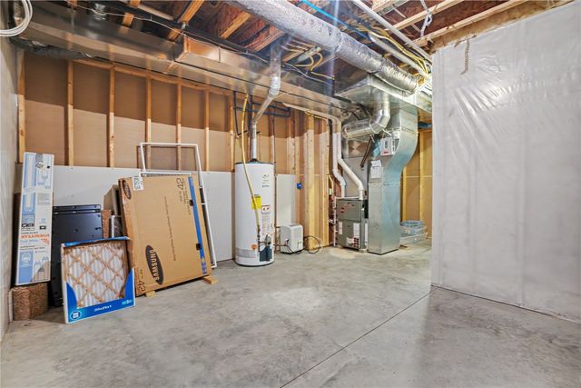 3241 Cedar River Court NE, Cedar Rapids, IA 52411