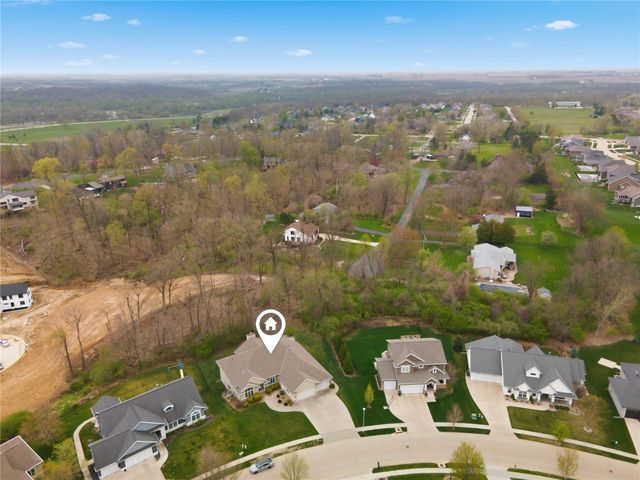 3241 Cedar River Court NE, Cedar Rapids, IA 52411