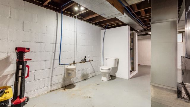 1825 Euclid Ave, Zanesville, OH 43701