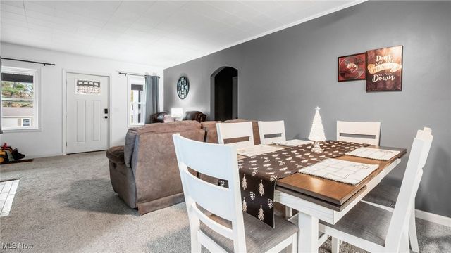 1825 Euclid Ave, Zanesville, OH 43701