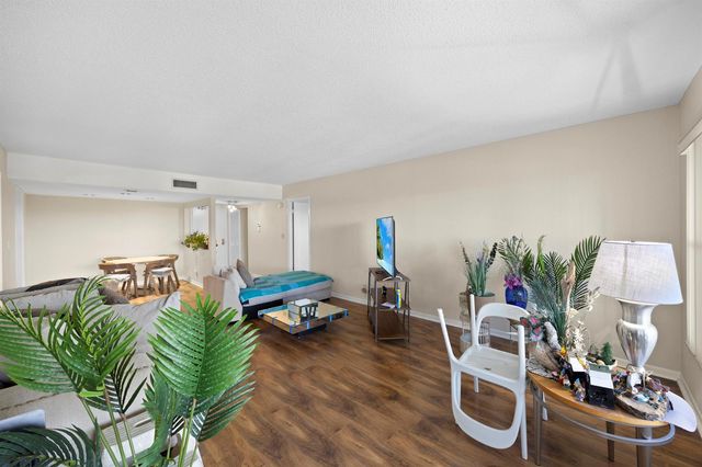 10777 W Sample Road 508, Coral Springs, FL 33065