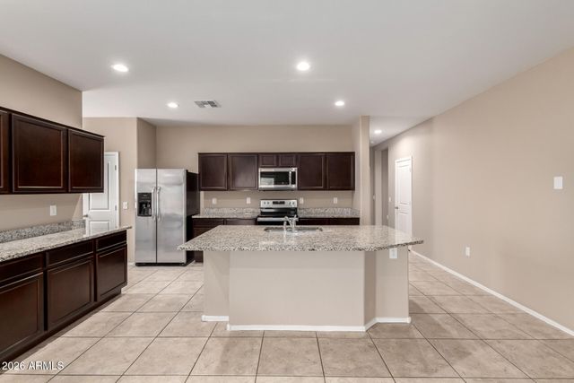 1744 W PINKLEY Avenue, Coolidge, AZ 85128