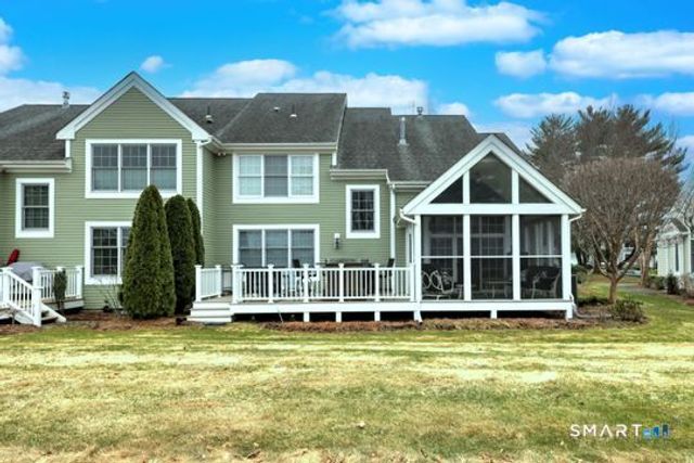 11 Priorwood Gardens 11, Cromwell, CT 06416