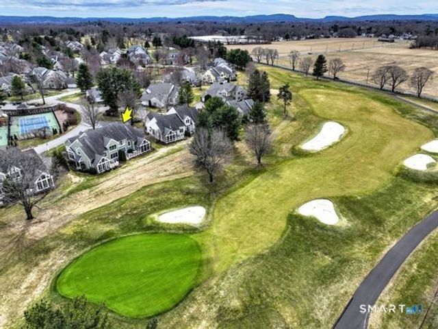 11 Priorwood Gardens 11, Cromwell, CT 06416