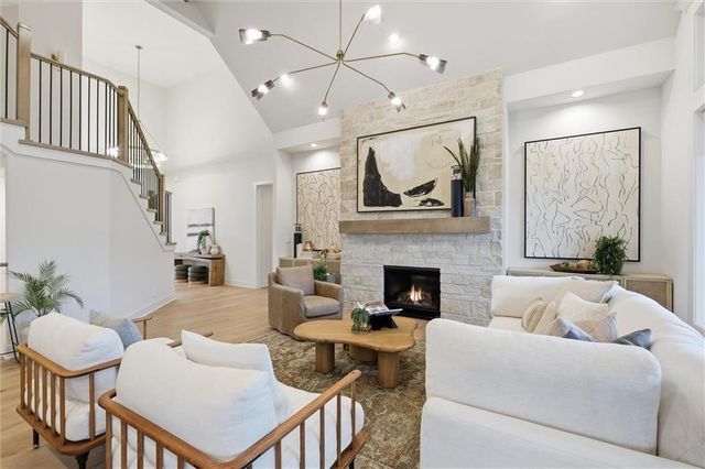 17717 Knox Street, Overland Park, KS 66221