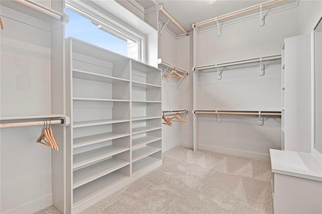 17717 Knox Street, Overland Park, KS 66221