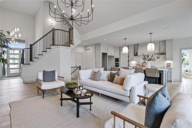 17717 Knox Street, Overland Park, KS 66221