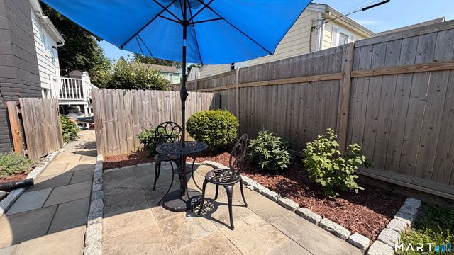 19 Hale Street 1, Westport, CT 06880