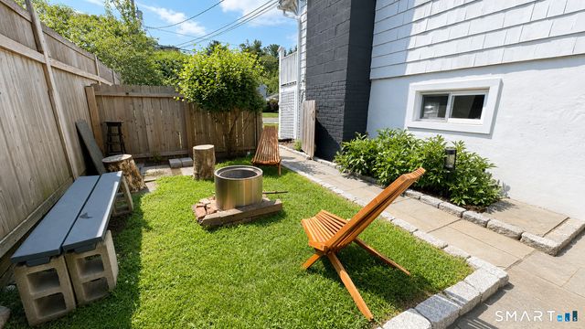 19 Hale Street 1, Westport, CT 06880