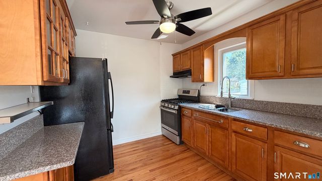 19 Hale Street 1, Westport, CT 06880