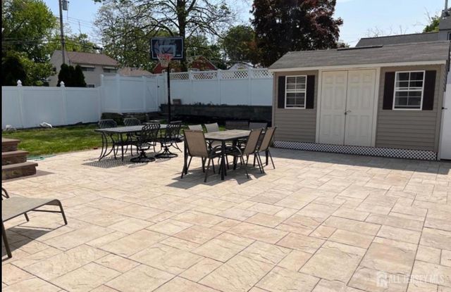 42 Albert Drive, Sayreville, NJ 08859