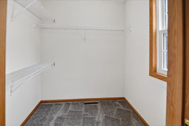 213 N Musket Ridge Drive, Sun Prairie, WI 53590