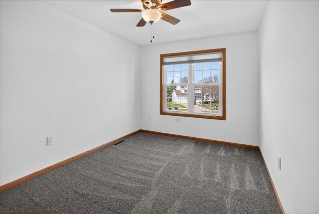 213 N Musket Ridge Drive, Sun Prairie, WI 53590