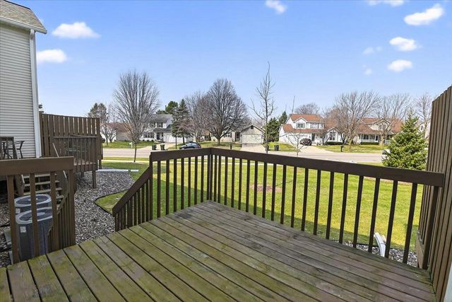 213 N Musket Ridge Drive, Sun Prairie, WI 53590