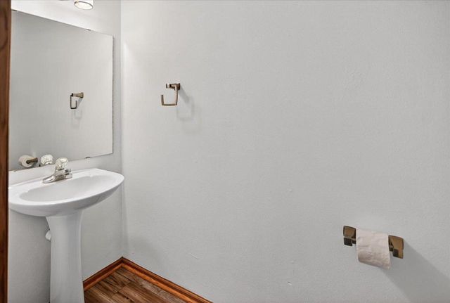 213 N Musket Ridge Drive, Sun Prairie, WI 53590