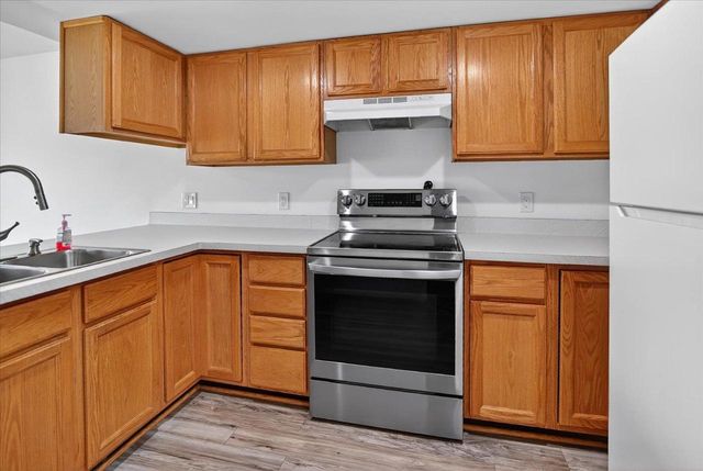 213 N Musket Ridge Drive, Sun Prairie, WI 53590