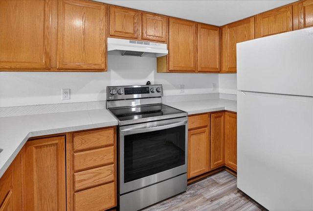 213 N Musket Ridge Drive, Sun Prairie, WI 53590