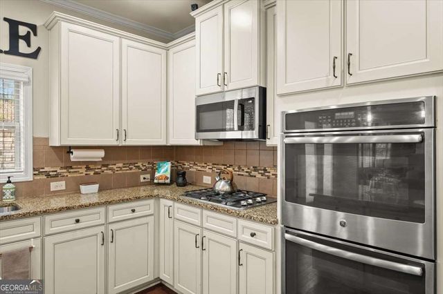 5472 Heatherbrooke Drive NW, Acworth, GA 30101