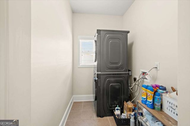 5472 Heatherbrooke Drive NW, Acworth, GA 30101