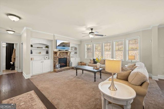 5472 Heatherbrooke Drive NW, Acworth, GA 30101