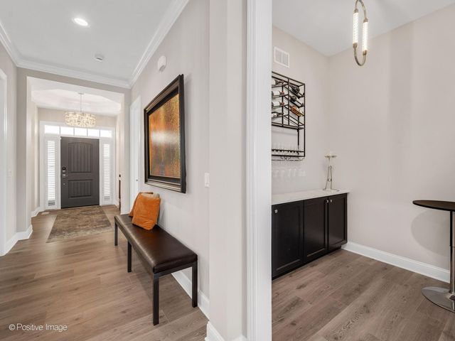 1135 Hilldale Drive, St. Charles, IL 60175