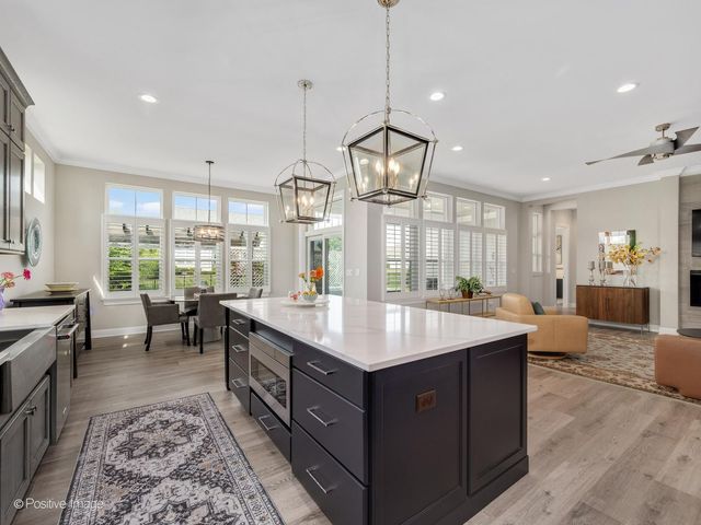 1135 Hilldale Drive, St. Charles, IL 60175
