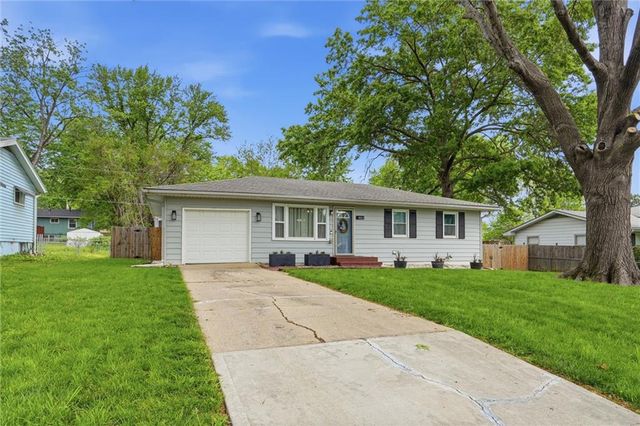 1922 Osage Street, Leavenworth, KS 66048