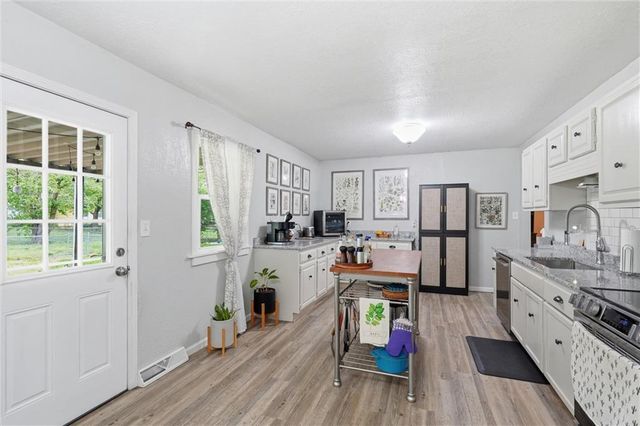 1922 Osage Street, Leavenworth, KS 66048