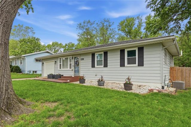 1922 Osage Street, Leavenworth, KS 66048