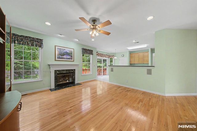 1 Skytop Ridge, Oakland, NJ 07436