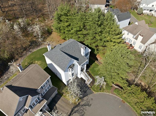 1 Skytop Ridge, Oakland, NJ 07436