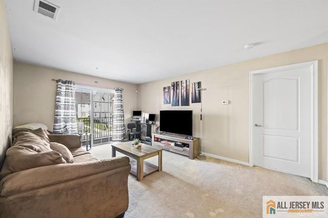 726 Cedar Court 726, New Brunswick, NJ 08901