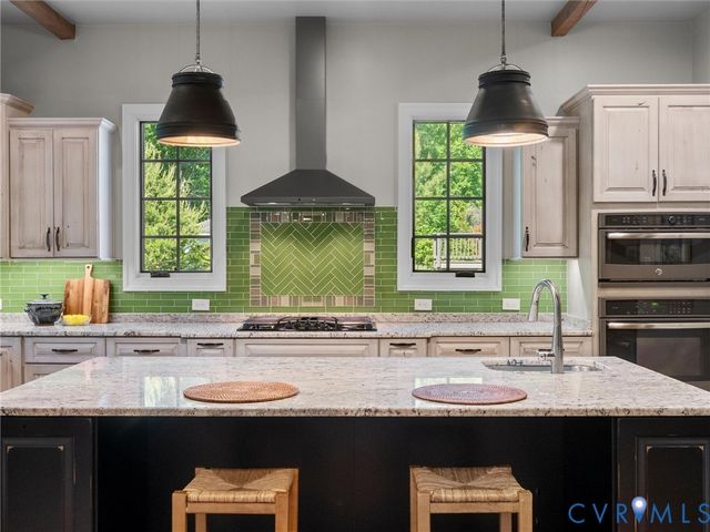 16131 Binley Rd, Midlothian, VA 23112