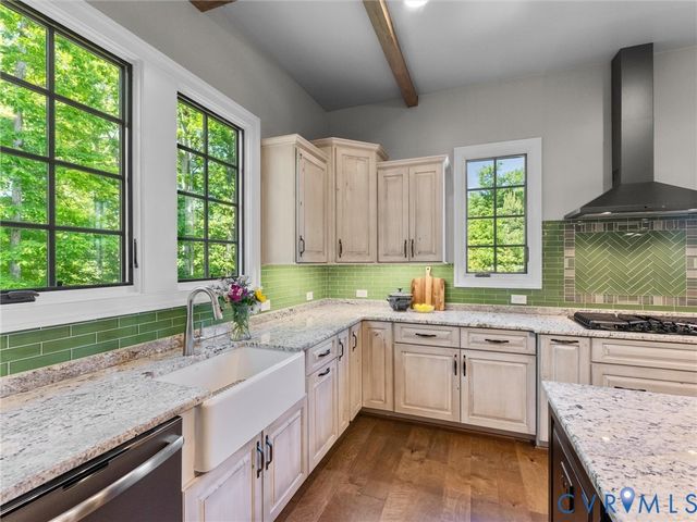 16131 Binley Rd, Midlothian, VA 23112