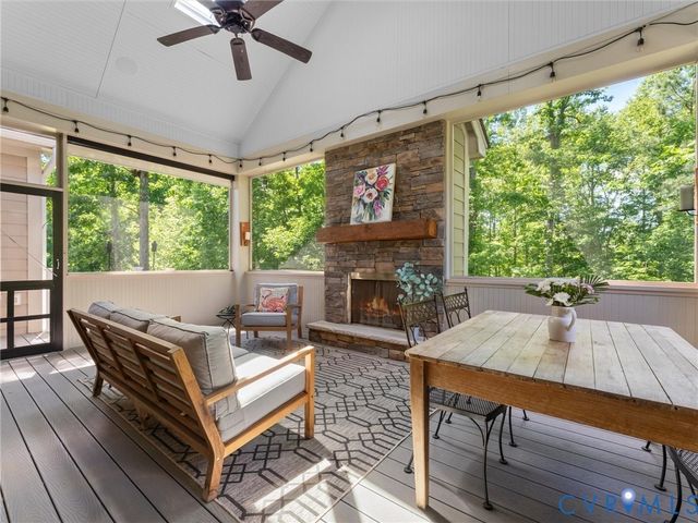 16131 Binley Rd, Midlothian, VA 23112