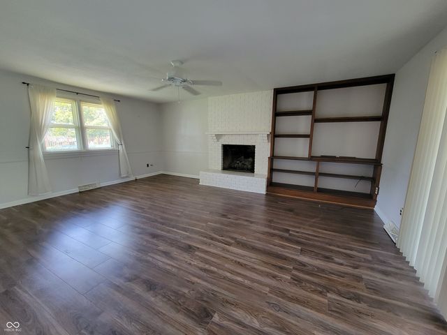 1452 Stadium Drive, Seymour, IN 47274