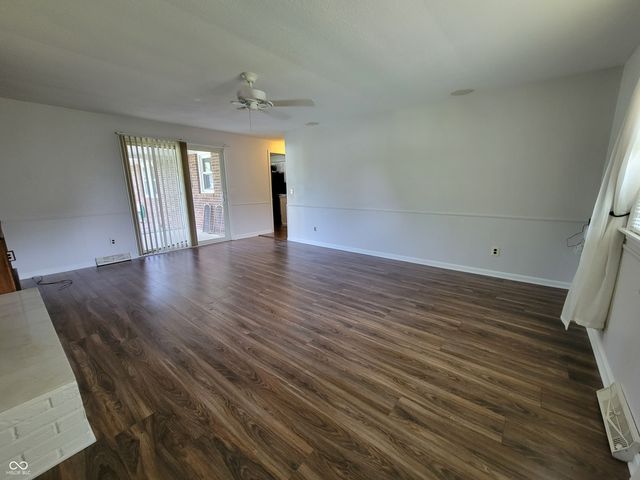 1452 Stadium Drive, Seymour, IN 47274