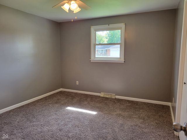 1452 Stadium Drive, Seymour, IN 47274